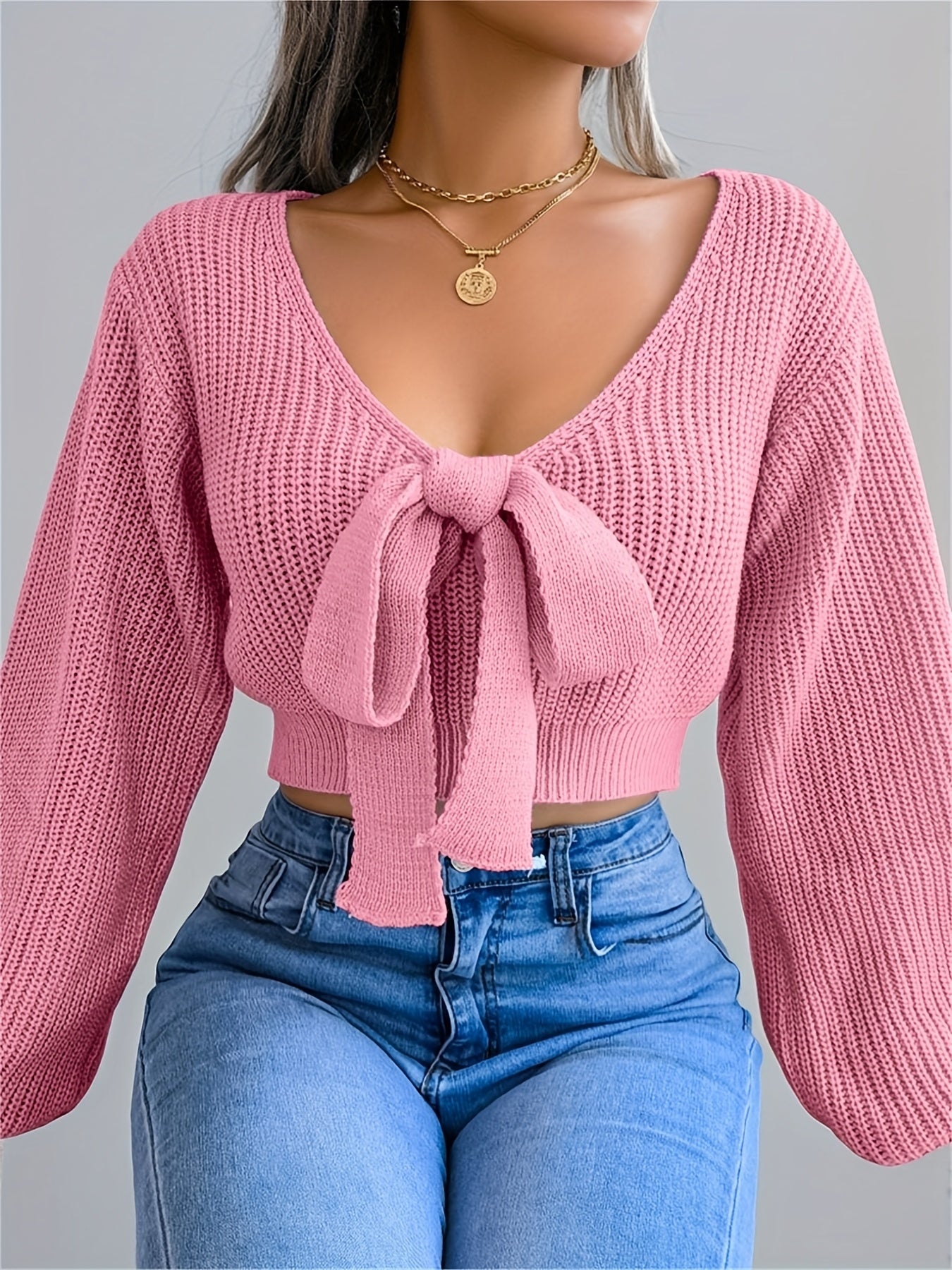 Pull femme automne-hiver à col V et manches lanternes - Vert olive uni, orné d'un nœud papillon - Coupe classique et décontractée - Tissu extensible moyen - Manches courtes - Idéal pour une tenue décontractée - Pull m