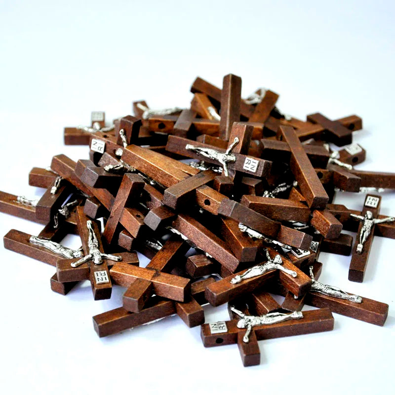Lot de 50, 100 ou 200 pendentifs en bois avec croix de Jésus, breloques, ornements, bijoux, croyances chrétiennes et catholiques, LR4100