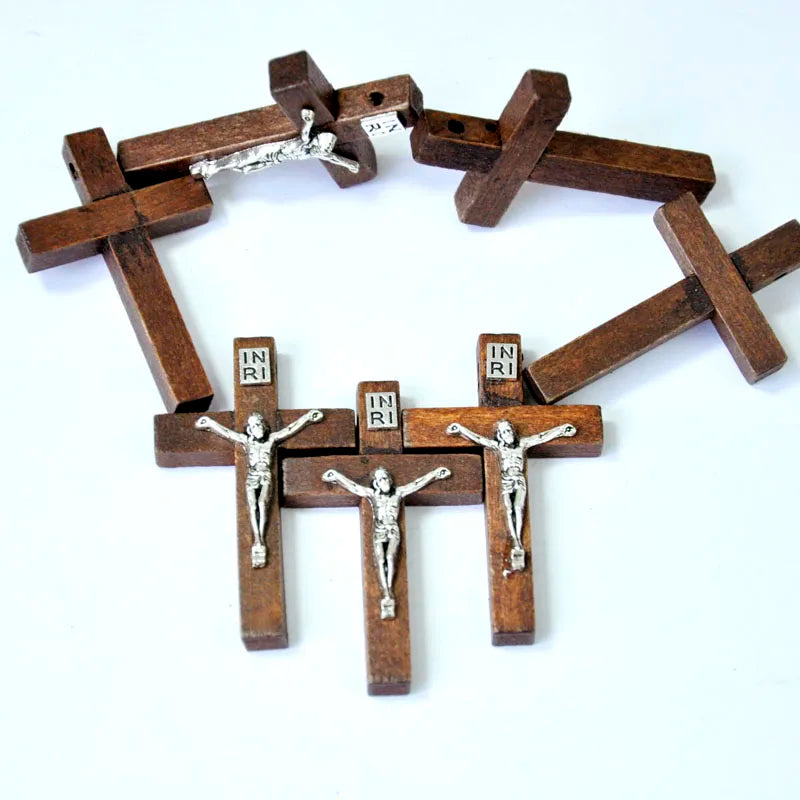 Lot de 50, 100 ou 200 pendentifs en bois avec croix de Jésus, breloques, ornements, bijoux, croyances chrétiennes et catholiques, LR4100