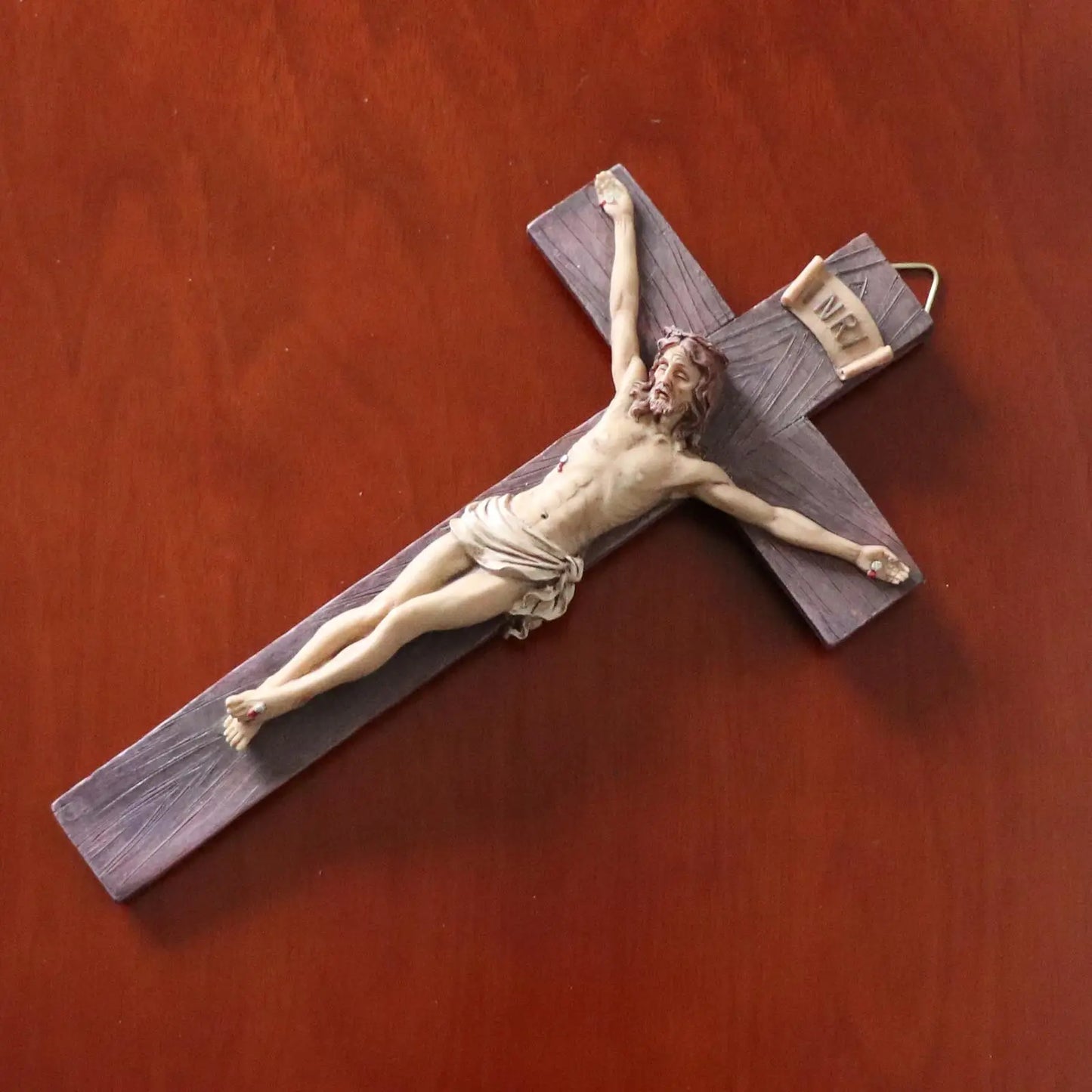 Croix murale ressuscitée Crucifix Jésus Figurines pour la maison Sculpture Décoration d'intérieur, Jaune