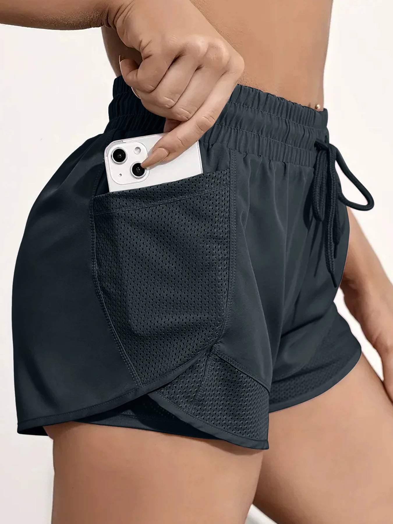 Short de sport élastique pour femme, short avec poches, faux legging de yoga deux pièces pour la course et l'entraînement