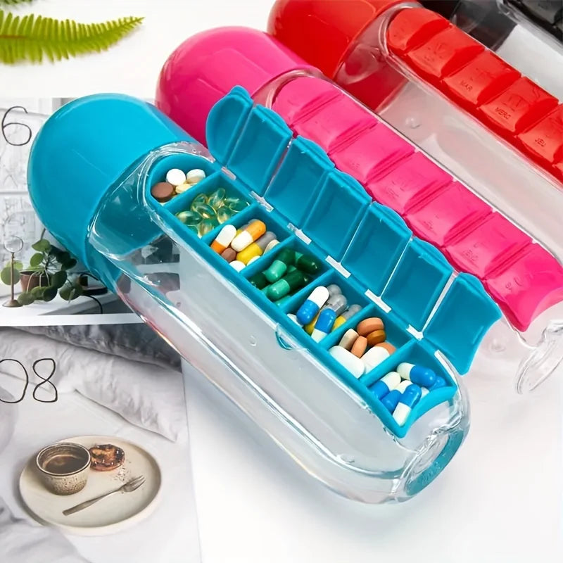Bouteille d'eau portable avec pilulier intégré pour médicaments et vitamines, idéale pour l'extérieur, la salle de sport, le fitness, le camping et les voyages.