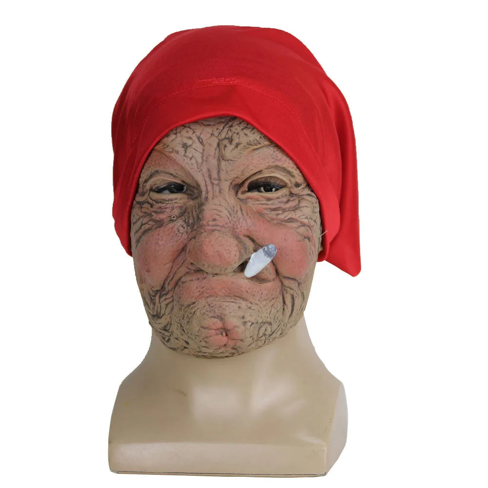 Masque en latex représentant une grand-mère fumeuse, un vieux grand-mère au visage ridé et à l'écharpe rouge, accessoire de déguisement pour Halloween