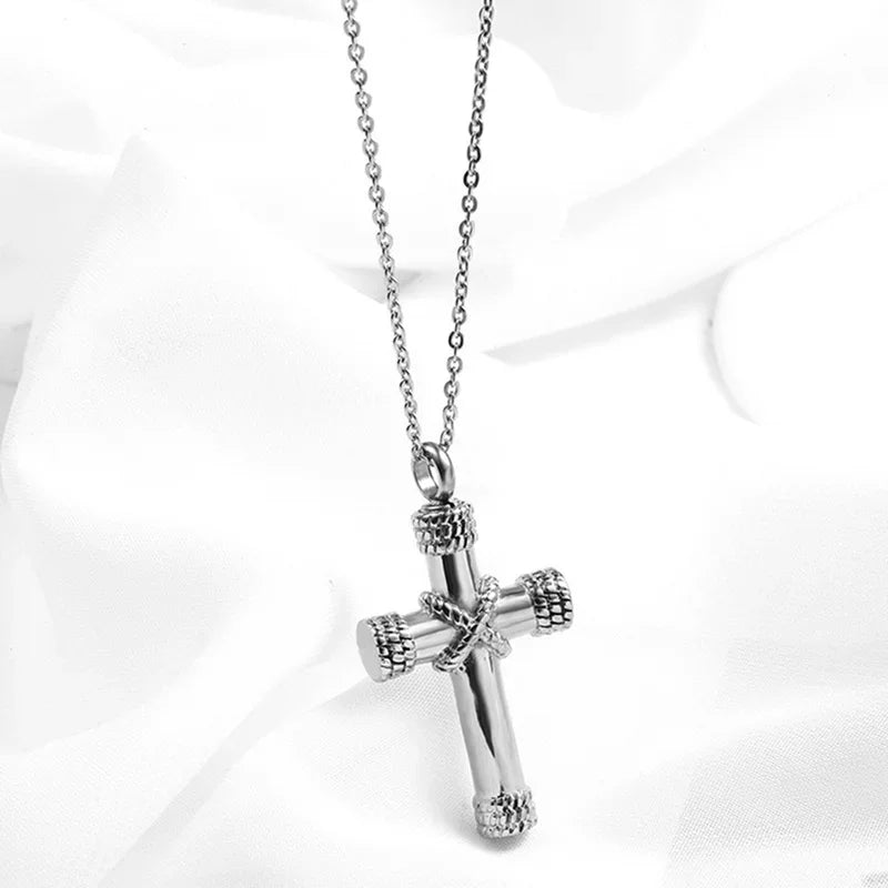 Collier pendentif croix de Saint Benoît Jésus pour hommes et femmes, amulette religieuse chrétienne catholique en acier inoxydable