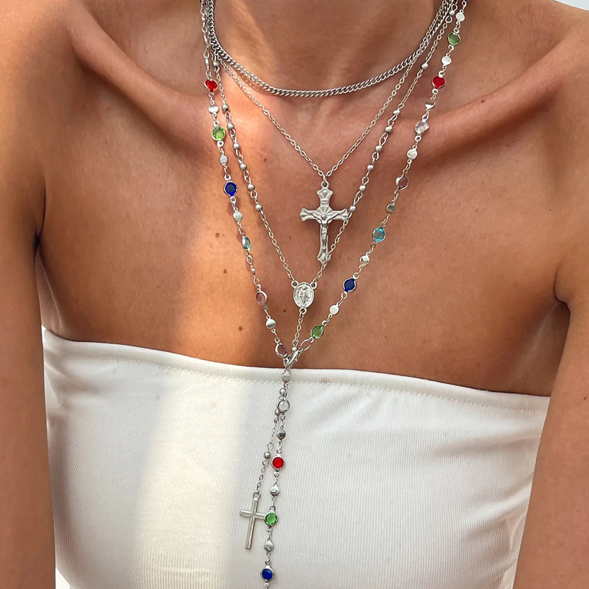 Collier ras du cou simple avec pendentif croix de Jésus pour femme, chaîne en cristal coloré tendance, bijoux chrétiens, cadeau, 2025